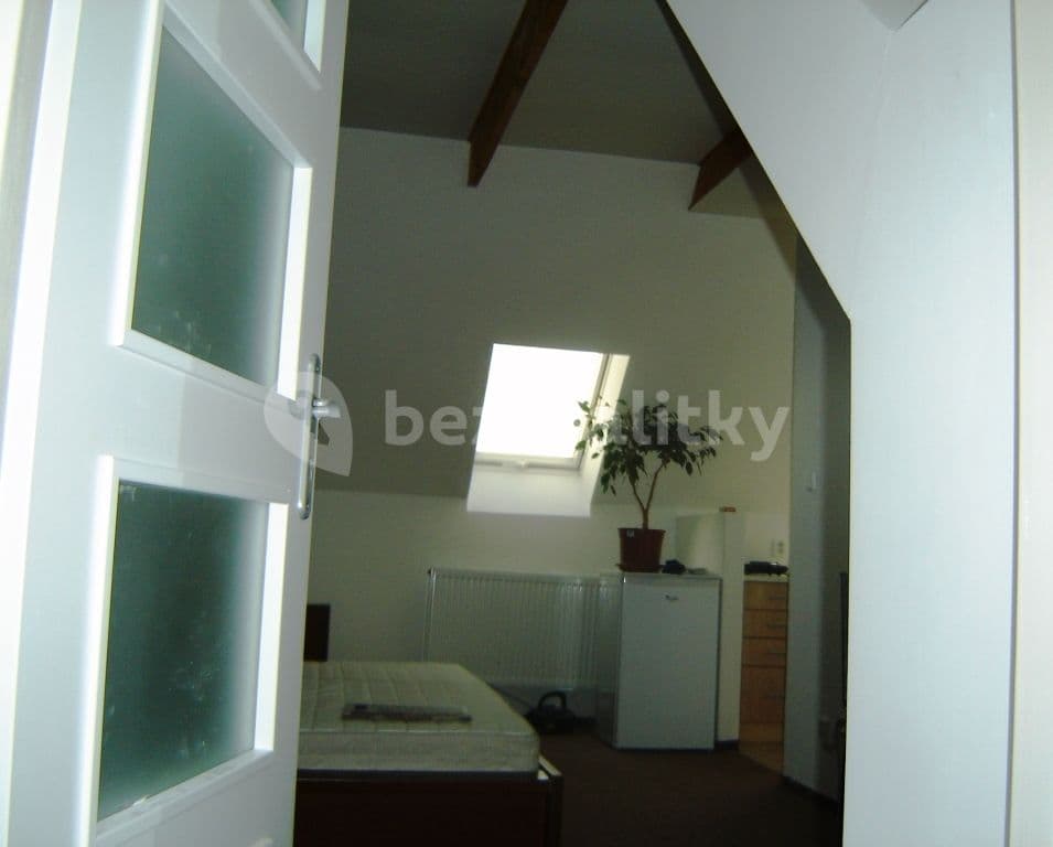 Studio flat to rent, 32 m², K Třebonicům, Prague, Prague Studio flat to rent, 32 m², K Třebonicům, Prague, Prague