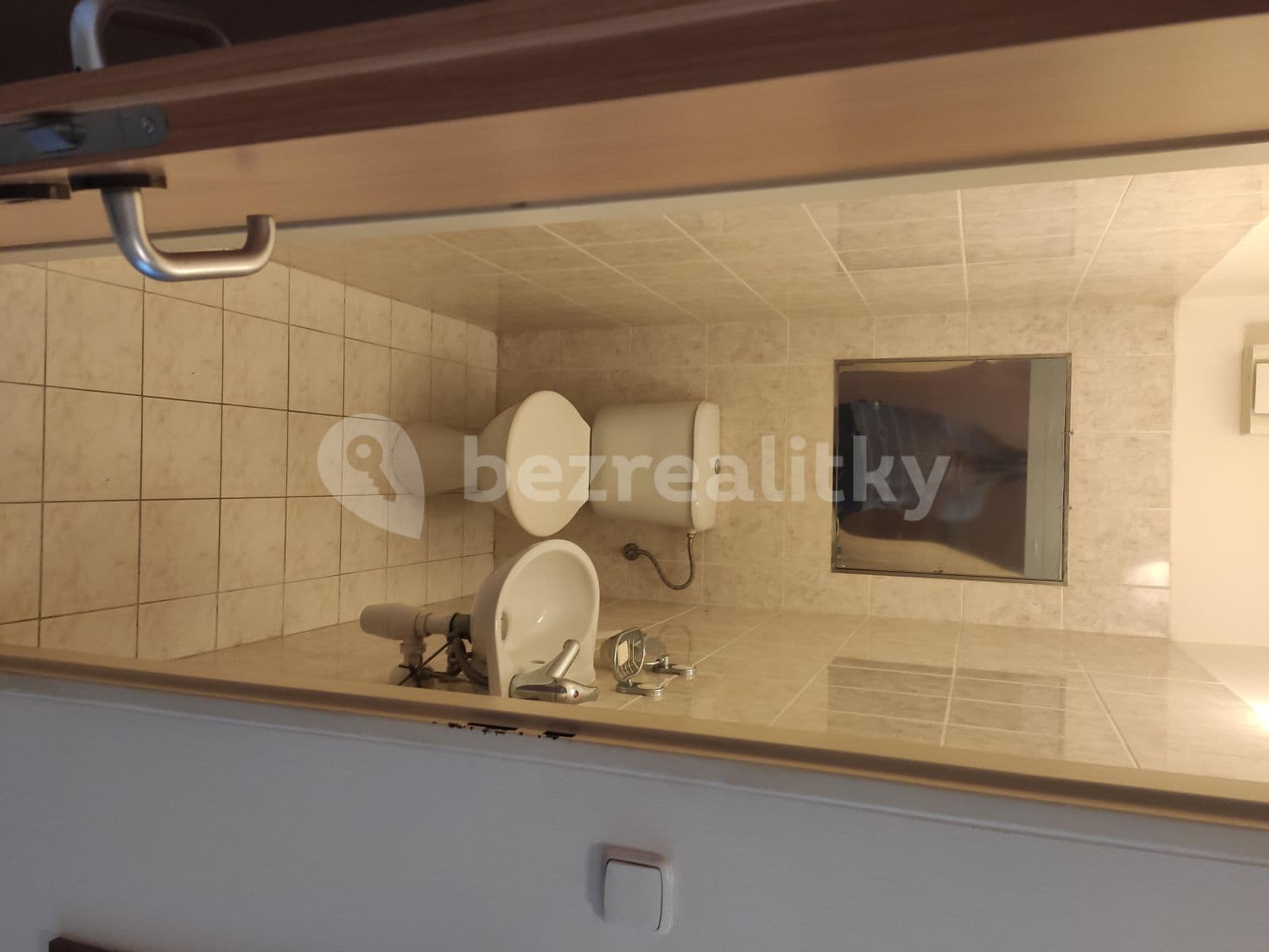 1 bedroom with open-plan kitchen flat to rent, 57 m², Bratří Dohalských, Prague, Prague 1 bedroom with open-plan kitchen flat to rent, 57 m², Bratří Dohalských, Prague, Prague