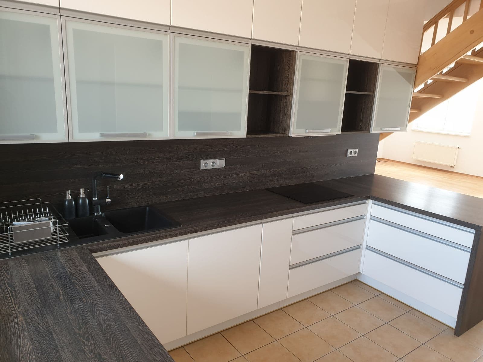 3 bedroom with open-plan kitchen flat to rent, 120 m², Krnovská, Opava, Moravskoslezský Region 3 bedroom with open-plan kitchen flat to rent, 120 m², Krnovská, Opava, Moravskoslezský Region