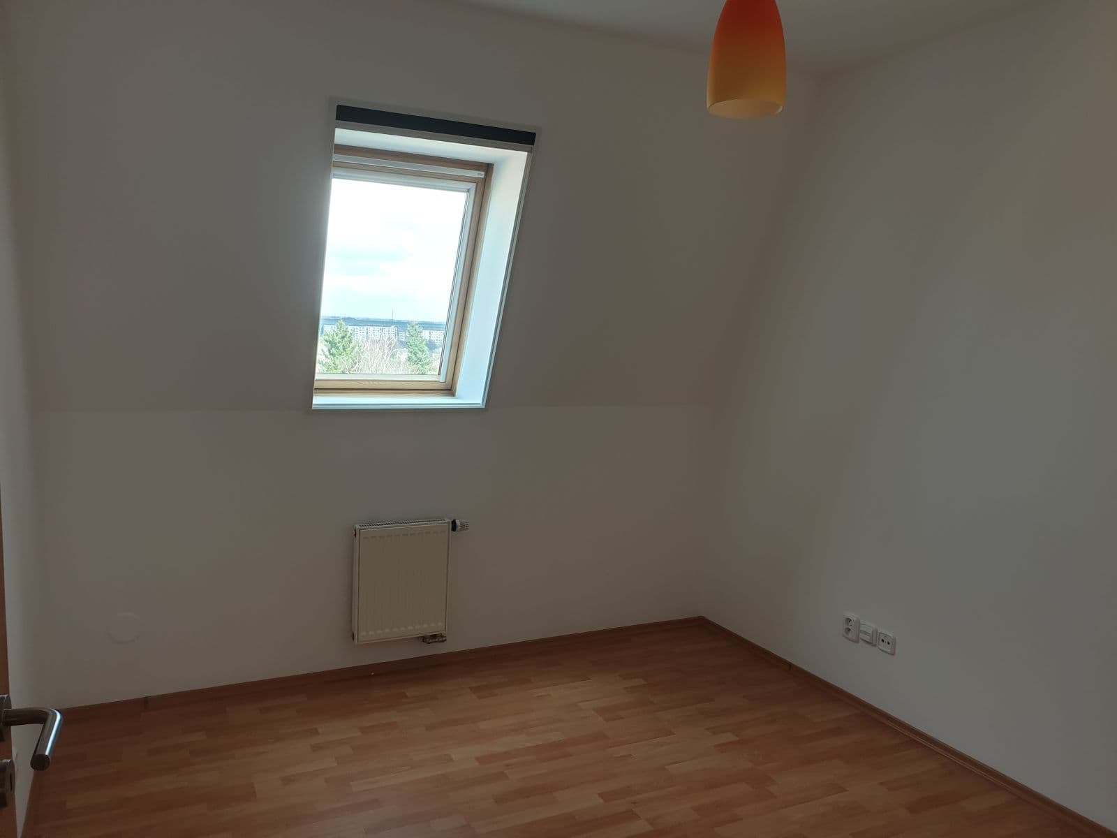 3 bedroom with open-plan kitchen flat to rent, 120 m², Krnovská, Opava, Moravskoslezský Region 3 bedroom with open-plan kitchen flat to rent, 120 m², Krnovská, Opava, Moravskoslezský Region
