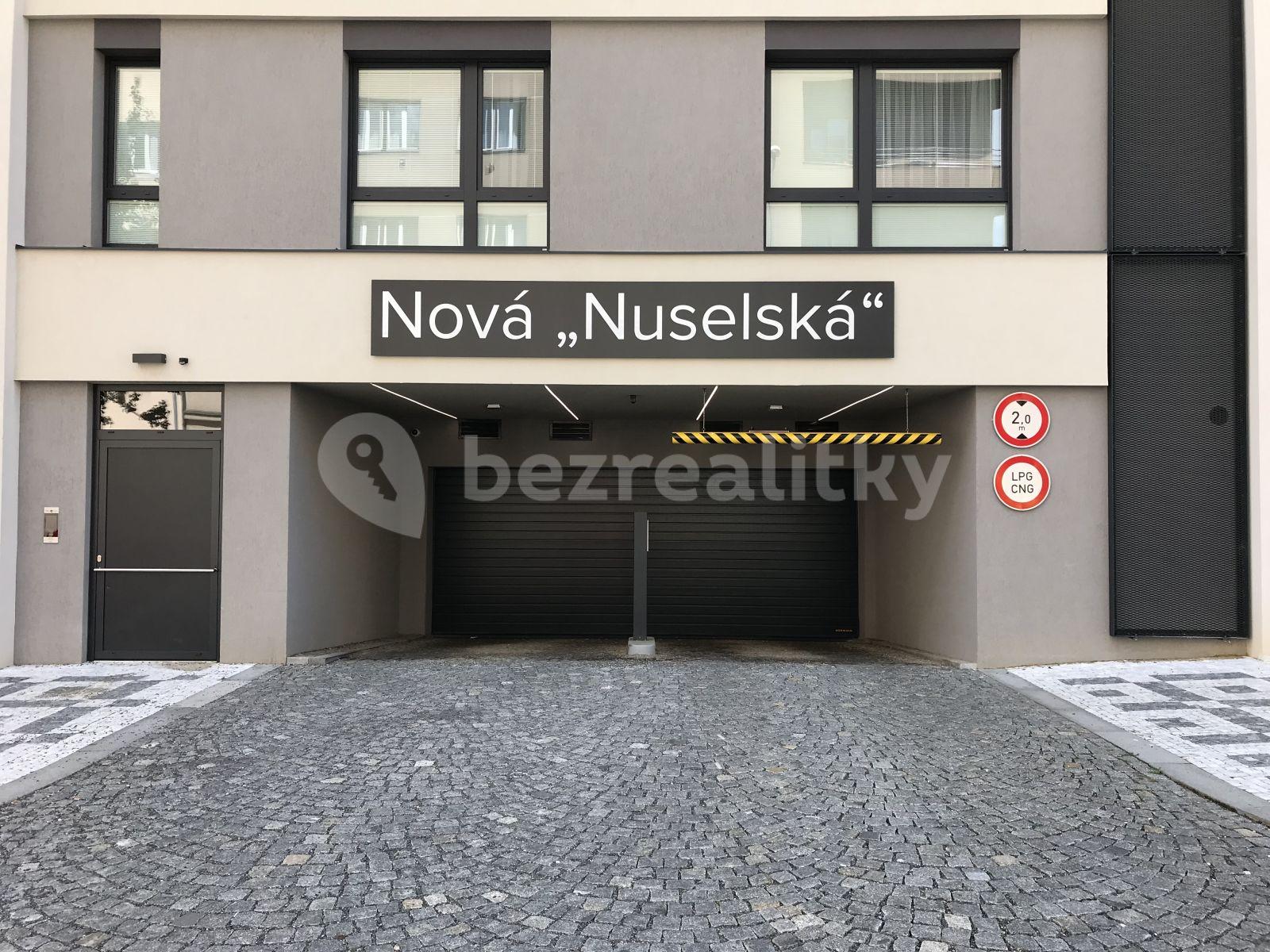 garage to rent, 12 m², Nuselská, Prague, Prague