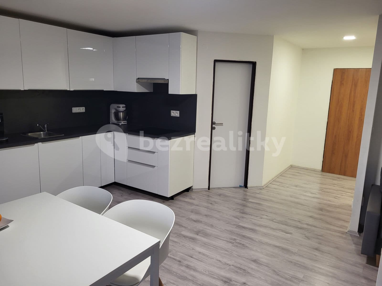 1 bedroom with open-plan kitchen flat to rent, 55 m², Prague, Prague 1 bedroom with open-plan kitchen flat to rent, 55 m², Prague, Prague