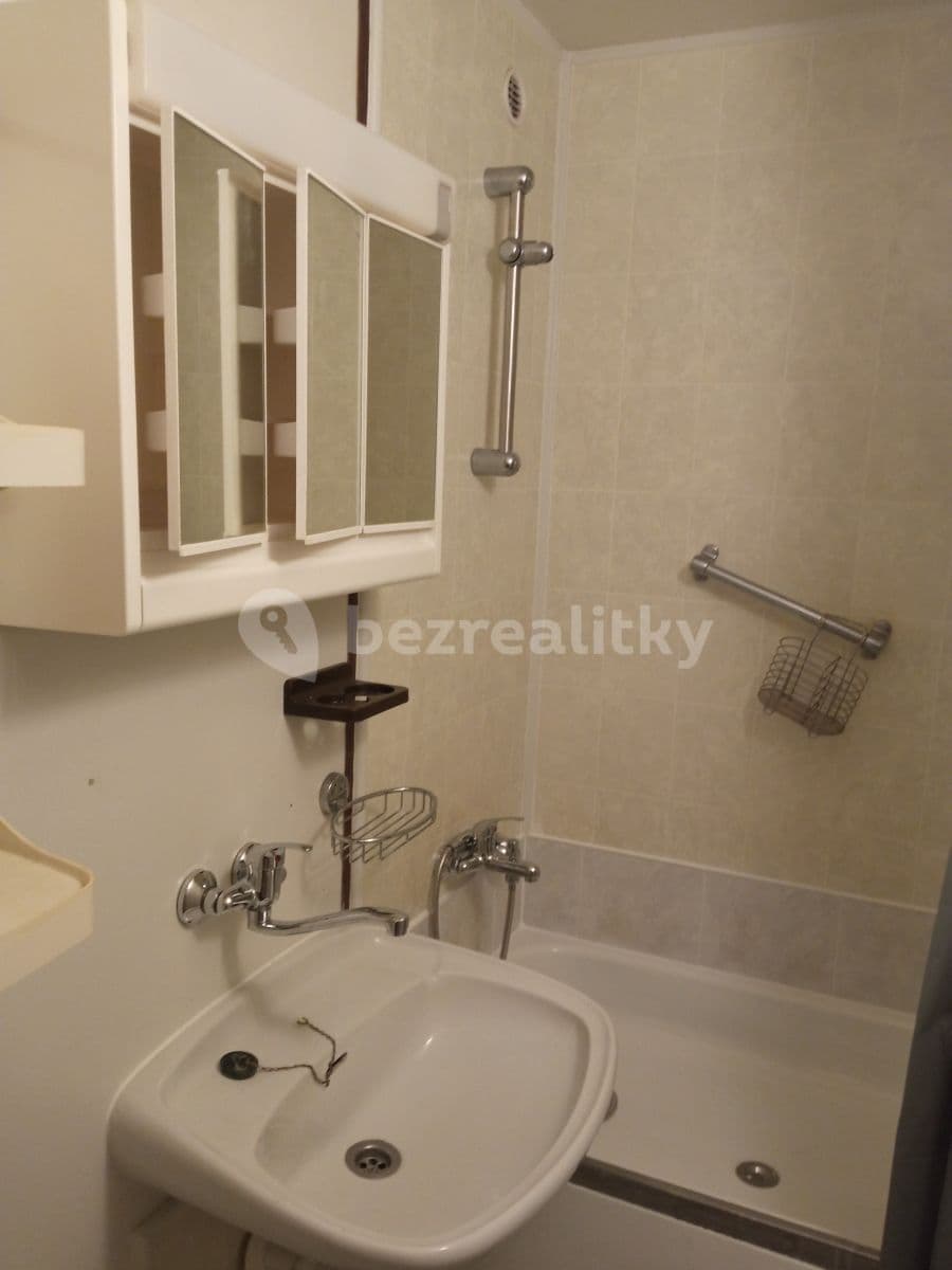 Studio flat to rent, 29 m², Mazurská, Prague, Prague Studio flat to rent, 29 m², Mazurská, Prague, Prague