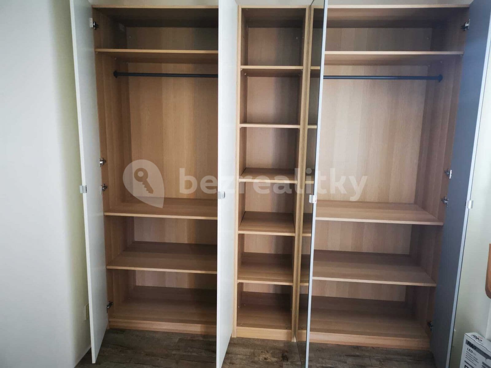 1 bedroom with open-plan kitchen flat to rent, 39 m², Úvoz, Brno, Jihomoravský Region 1 bedroom with open-plan kitchen flat to rent, 39 m², Úvoz, Brno, Jihomoravský Region