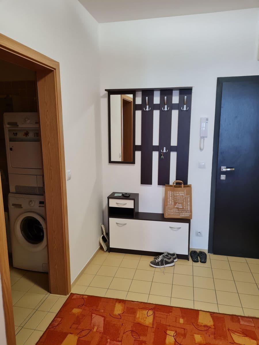 1 bedroom with open-plan kitchen flat to rent, 62 m², U Uranie, Prague, Prague 1 bedroom with open-plan kitchen flat to rent, 62 m², U Uranie, Prague, Prague