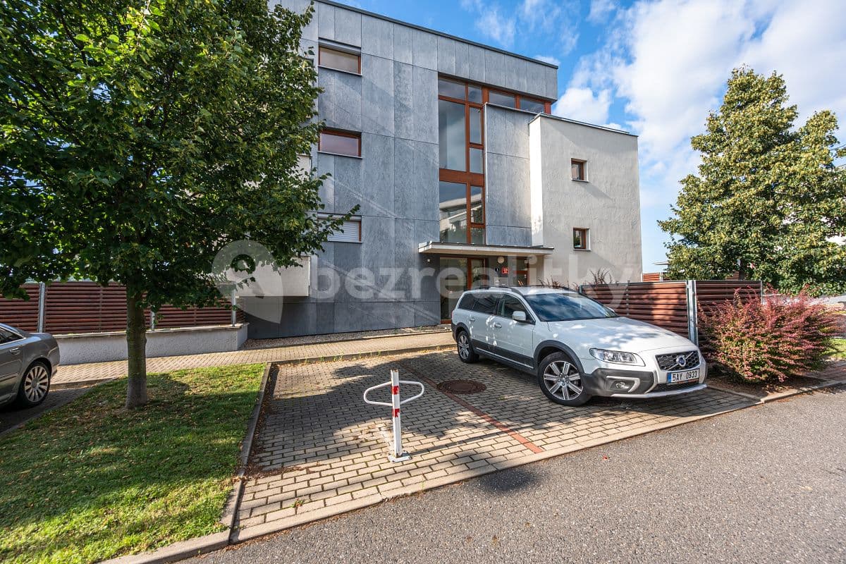 1 bedroom with open-plan kitchen flat to rent, 62 m², Klímova, Prague, Prague 1 bedroom with open-plan kitchen flat to rent, 62 m², Klímova, Prague, Prague