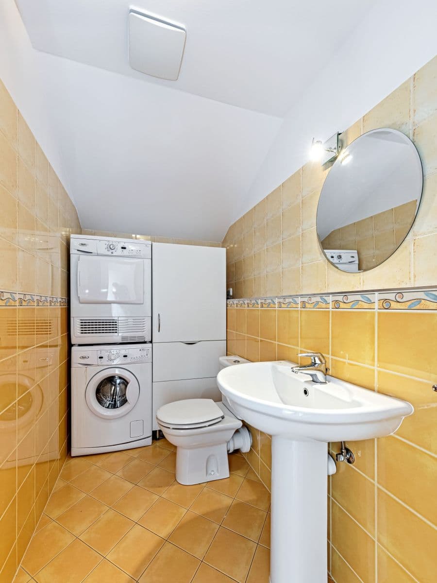5 bedroom flat to rent, 130 m², Paťanka, Prague, Prague 5 bedroom flat to rent, 130 m², Paťanka, Prague, Prague