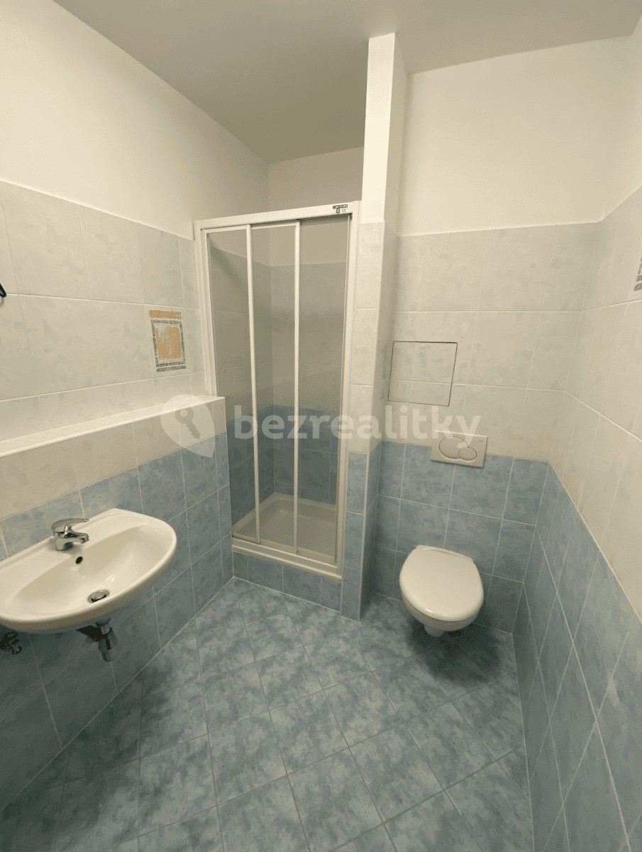Small studio flat to rent, 30 m², Nerudova, Roztoky, Středočeský Region Small studio flat to rent, 30 m², Nerudova, Roztoky, Středočeský Region