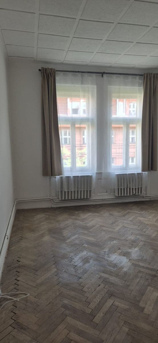 3 bedroom flat to rent, 98 m², Slavíkova, Prague, Prague 3 bedroom flat to rent, 98 m², Slavíkova, Prague, Prague