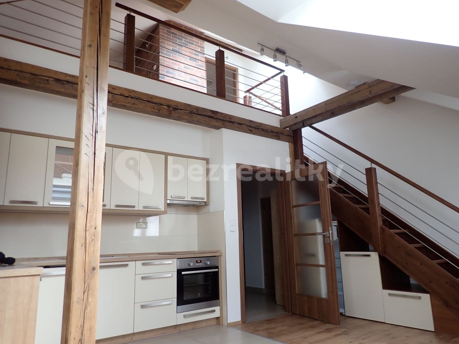2 bedroom with open-plan kitchen flat to rent, 72 m², Brožíkova, Prague, Prague 2 bedroom with open-plan kitchen flat to rent, 72 m², Brožíkova, Prague, Prague
