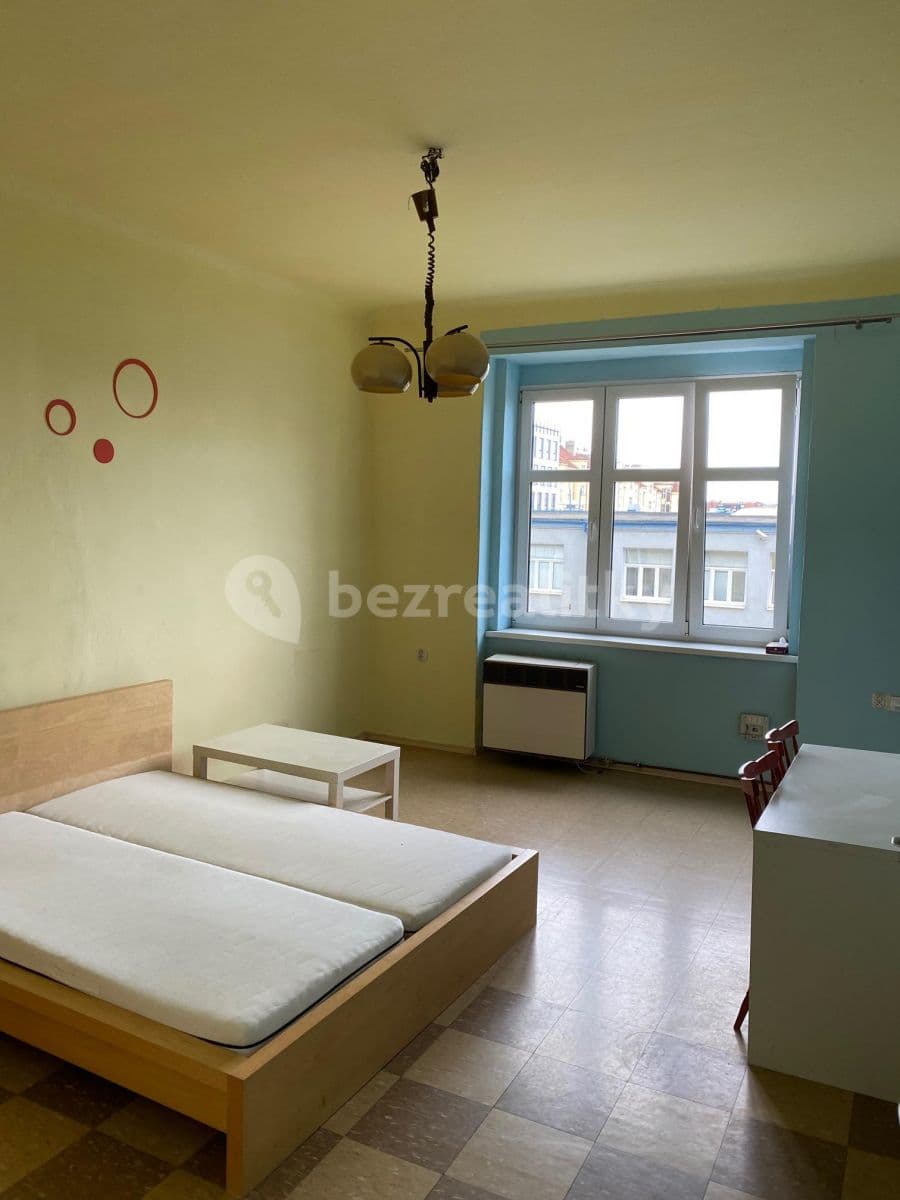 1 bedroom with open-plan kitchen flat to rent, 55 m², Na Veselí, Prague, Prague 1 bedroom with open-plan kitchen flat to rent, 55 m², Na Veselí, Prague, Prague