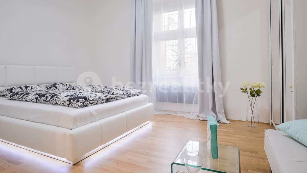 2 bedroom flat to rent, 74 m², Baranova, Prague, Prague 2 bedroom flat to rent, 74 m², Baranova, Prague, Prague