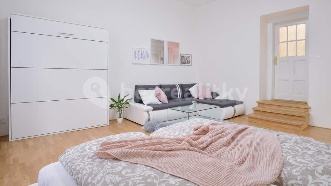 2 bedroom flat to rent, 74 m², Baranova, Prague, Prague 2 bedroom flat to rent, 74 m², Baranova, Prague, Prague
