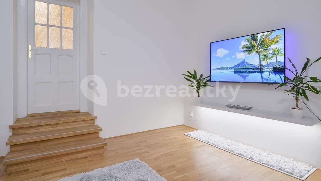 2 bedroom flat to rent, 74 m², Baranova, Prague, Prague 2 bedroom flat to rent, 74 m², Baranova, Prague, Prague