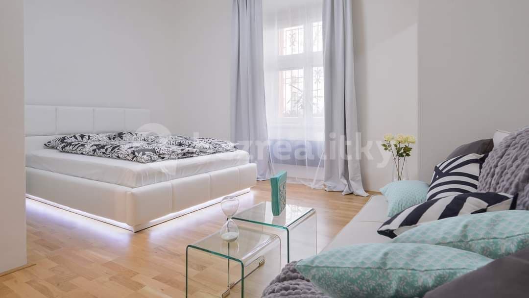 2 bedroom flat to rent, 74 m², Baranova, Prague, Prague 2 bedroom flat to rent, 74 m², Baranova, Prague, Prague