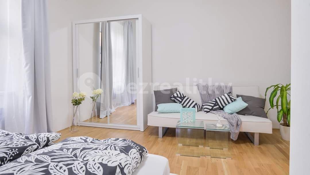 2 bedroom flat to rent, 74 m², Baranova, Prague, Prague 2 bedroom flat to rent, 74 m², Baranova, Prague, Prague