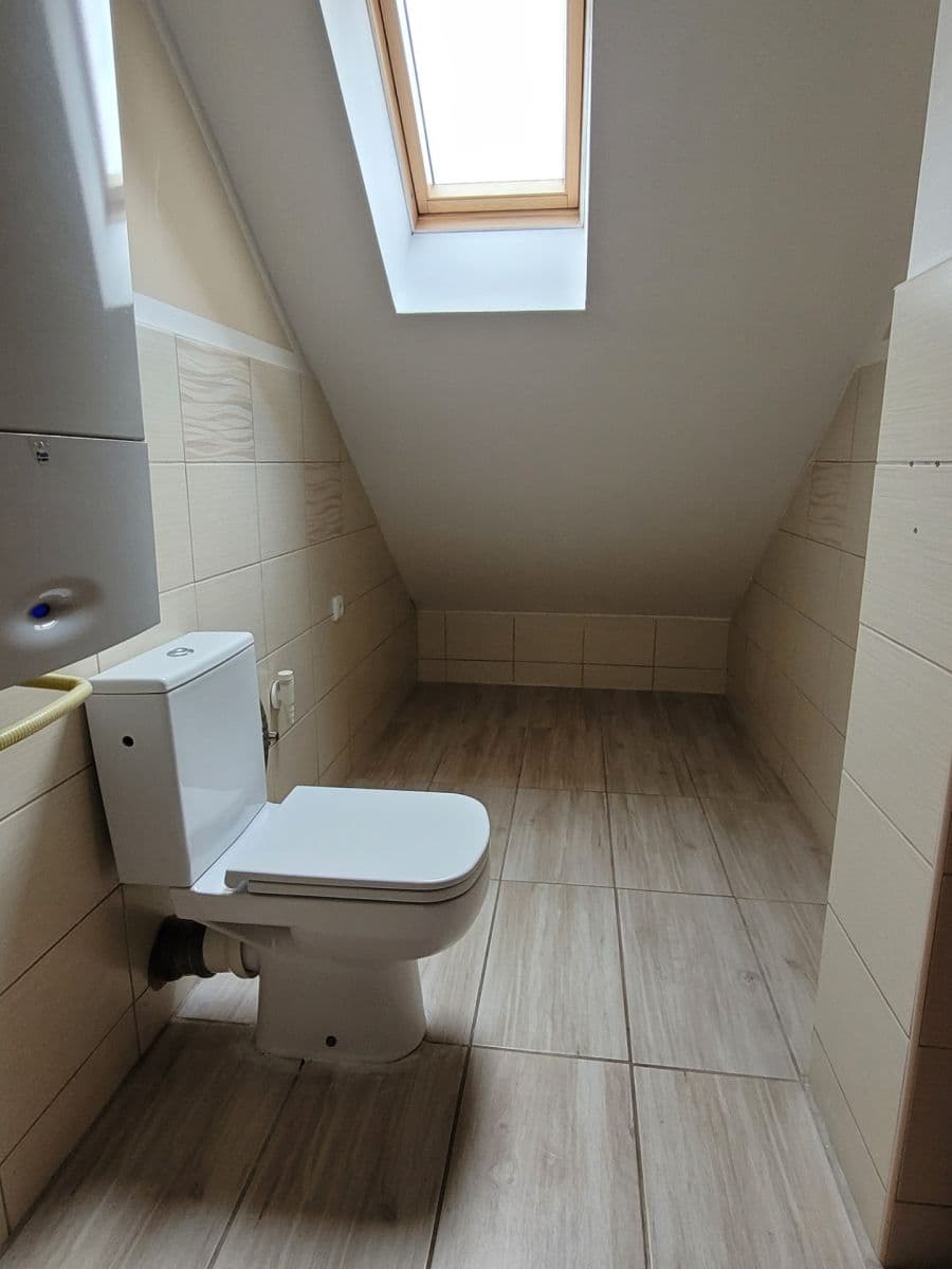 3 bedroom flat to rent, 116 m², U Borků, Kolín, Středočeský Region 3 bedroom flat to rent, 116 m², U Borků, Kolín, Středočeský Region