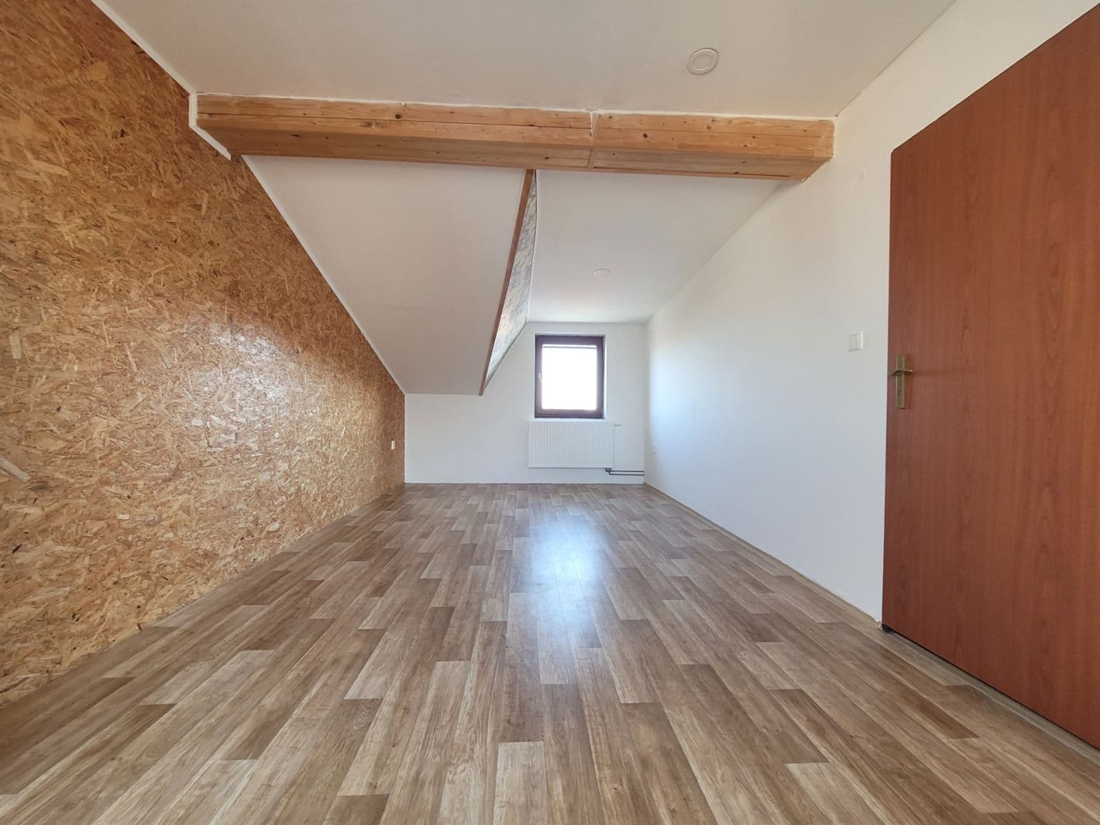 3 bedroom flat to rent, 116 m², U Borků, Kolín, Středočeský Region 3 bedroom flat to rent, 116 m², U Borků, Kolín, Středočeský Region