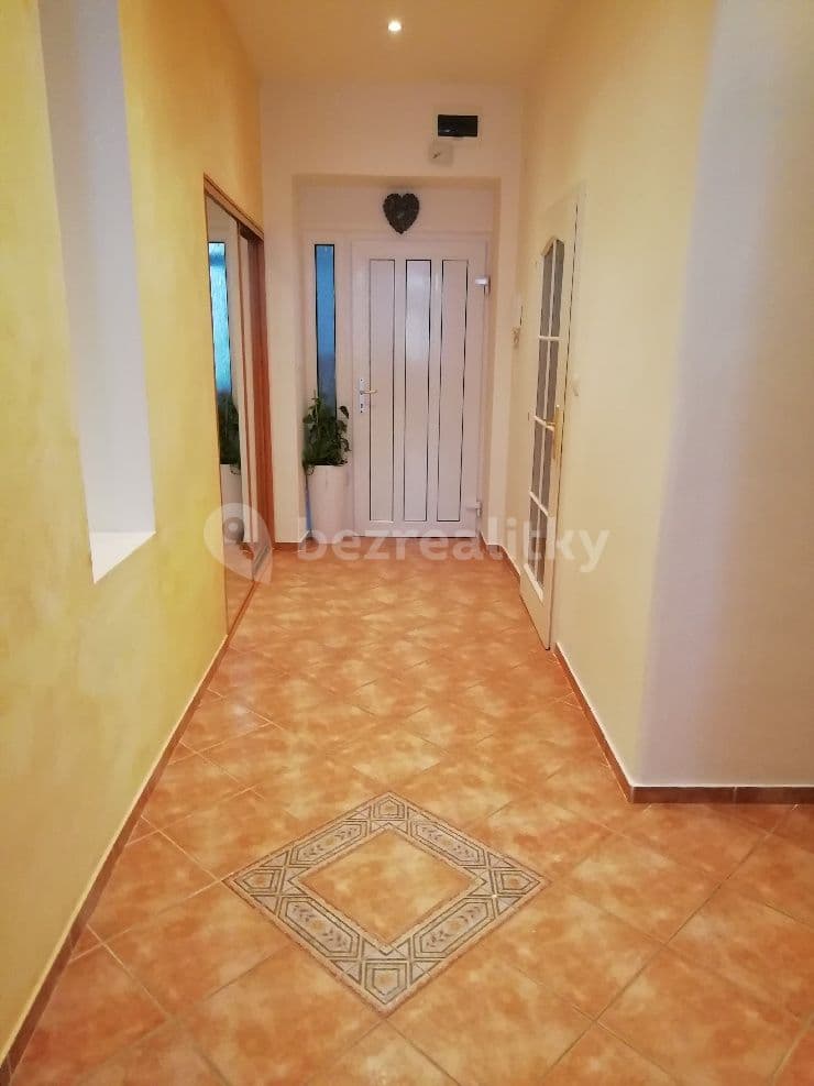 2 bedroom with open-plan kitchen flat to rent, 90 m², Vachova, Brno, Jihomoravský Region 2 bedroom with open-plan kitchen flat to rent, 90 m², Vachova, Brno, Jihomoravský Region