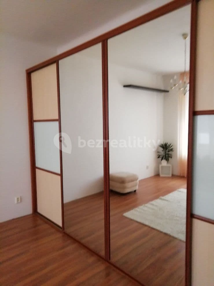 2 bedroom with open-plan kitchen flat to rent, 90 m², Vachova, Brno, Jihomoravský Region 2 bedroom with open-plan kitchen flat to rent, 90 m², Vachova, Brno, Jihomoravský Region