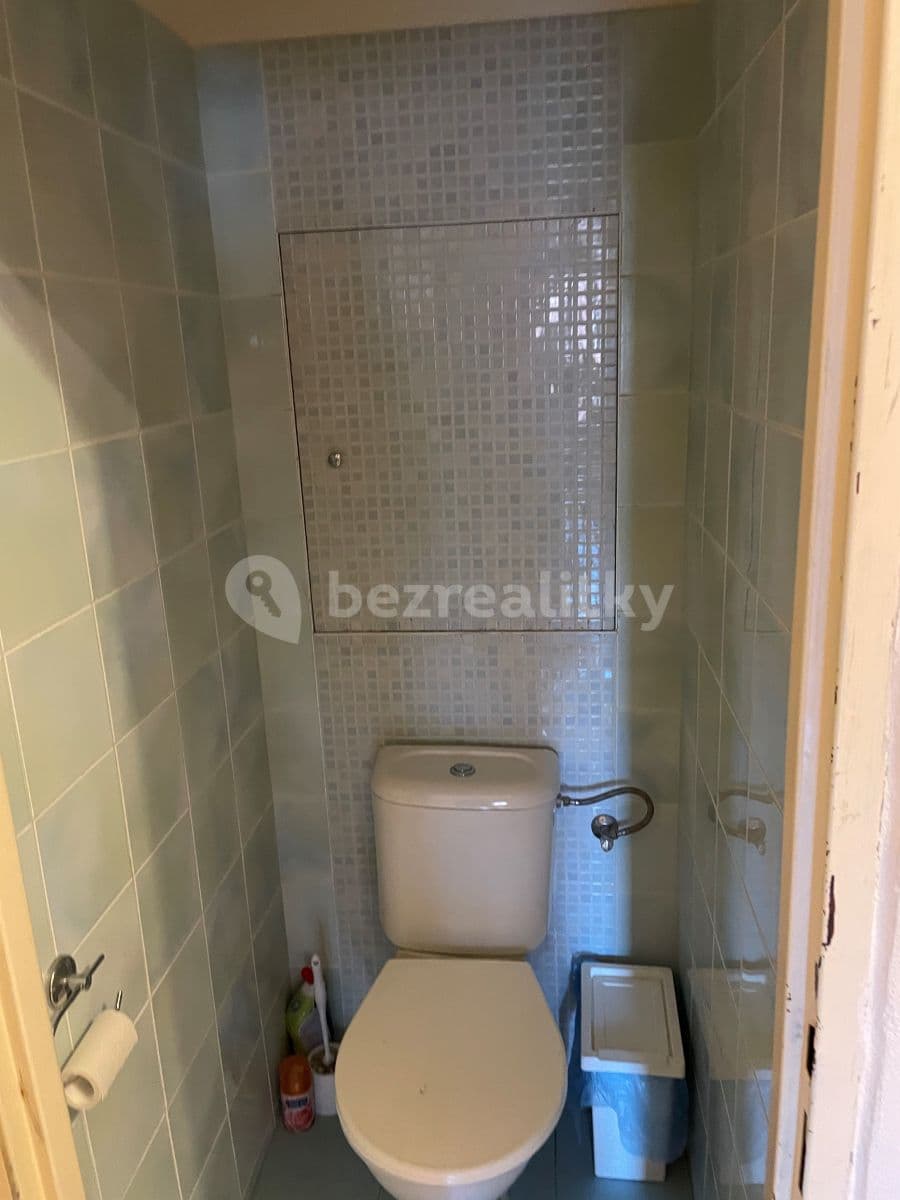 3 bedroom flat to rent, 70 m², Angolská, Prague, Prague 3 bedroom flat to rent, 70 m², Angolská, Prague, Prague