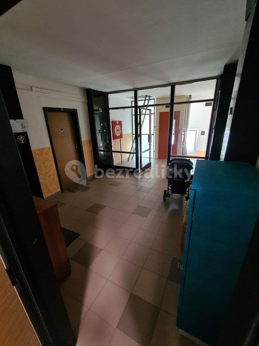 2 bedroom with open-plan kitchen flat to rent, 75 m², Vejrostova, Brno, Jihomoravský Region 2 bedroom with open-plan kitchen flat to rent, 75 m², Vejrostova, Brno, Jihomoravský Region