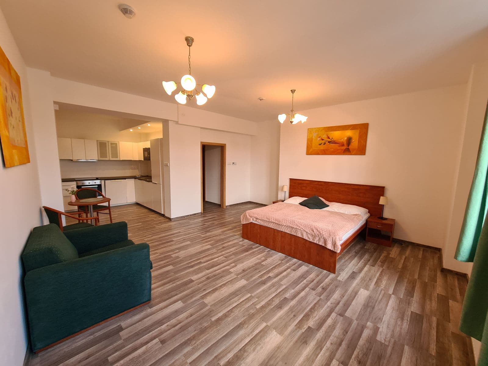 Studio flat to rent, 55 m², Masarykovo náměstí, Brandýs nad Labem-Stará Boleslav, Středočeský Region Studio flat to rent, 55 m², Masarykovo náměstí, Brandýs nad Labem-Stará Boleslav, Středočeský Region