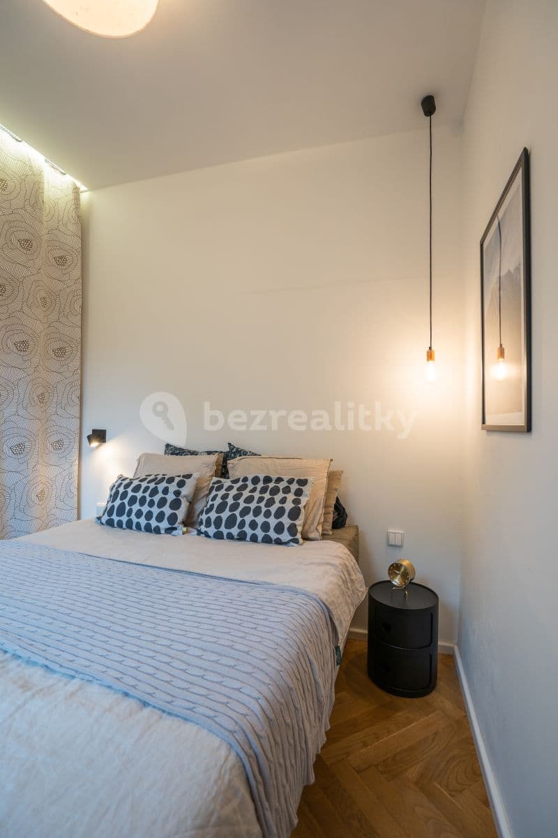 1 bedroom with open-plan kitchen flat to rent, 40 m², Heleny Malířové, Prague, Prague 1 bedroom with open-plan kitchen flat to rent, 40 m², Heleny Malířové, Prague, Prague