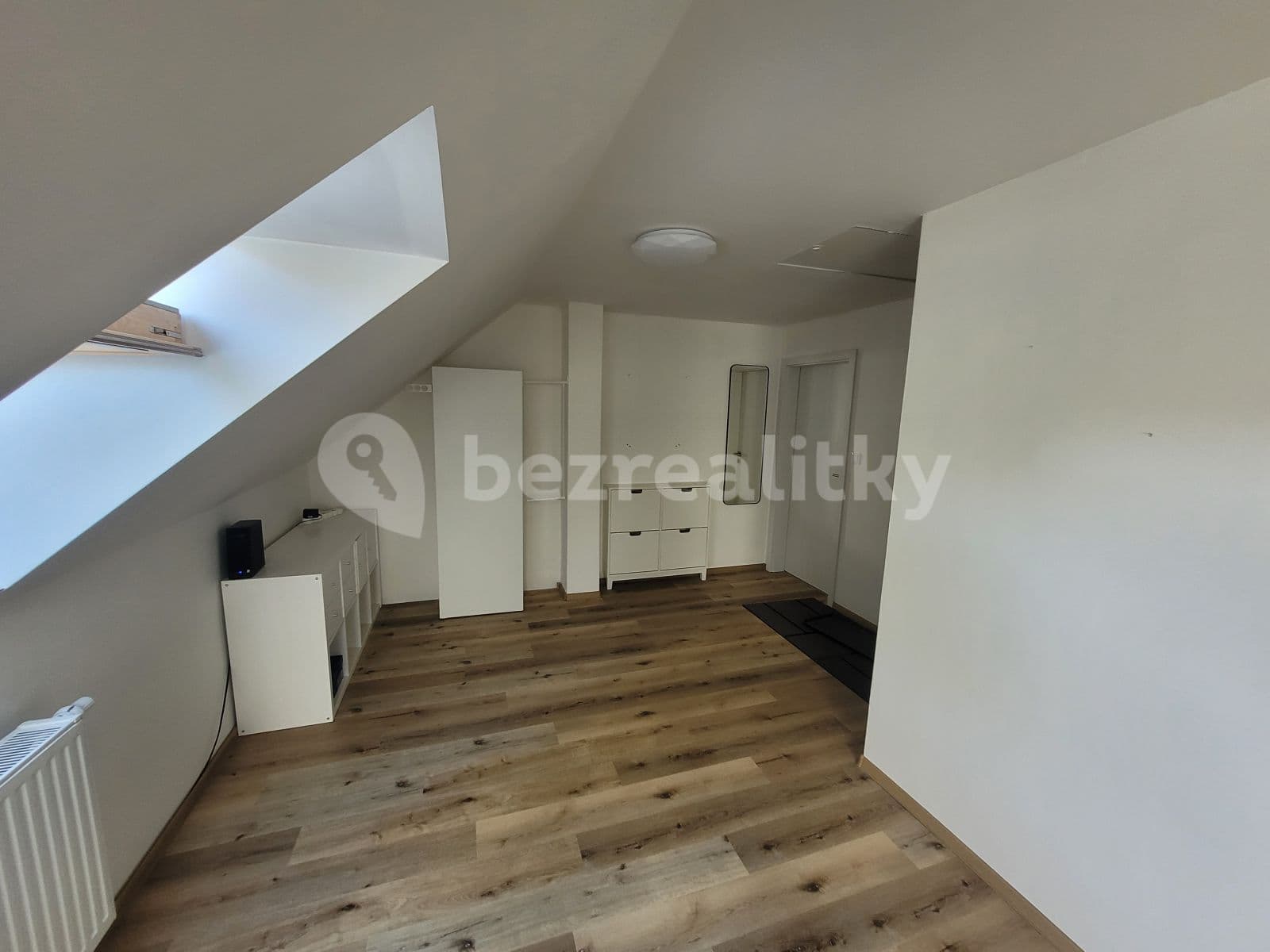 1 bedroom with open-plan kitchen flat to rent, 56 m², Bezručova, Mikulov, Jihomoravský Region 1 bedroom with open-plan kitchen flat to rent, 56 m², Bezručova, Mikulov, Jihomoravský Region