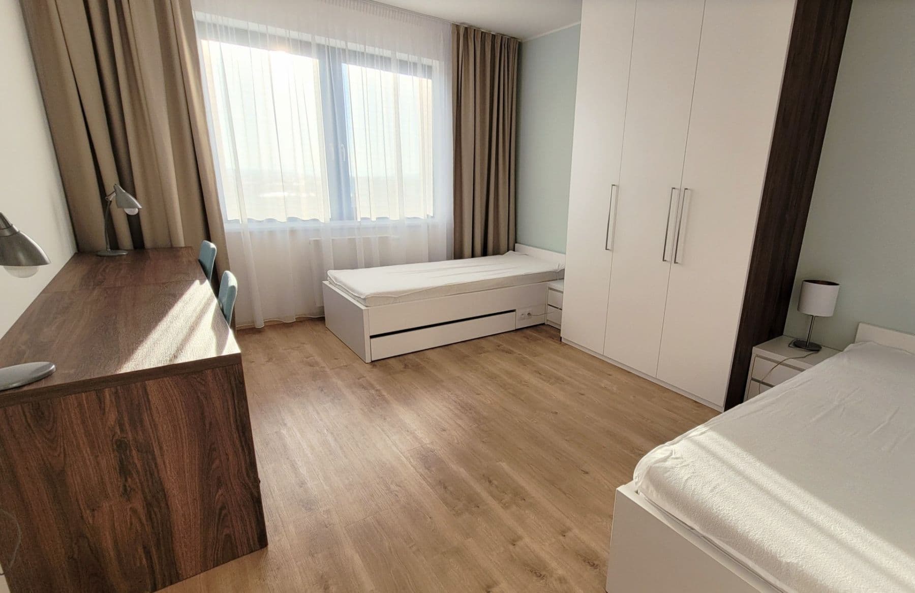 2 bedroom with open-plan kitchen flat to rent, 84 m², Mukařovského, Prague, Prague 2 bedroom with open-plan kitchen flat to rent, 84 m², Mukařovského, Prague, Prague