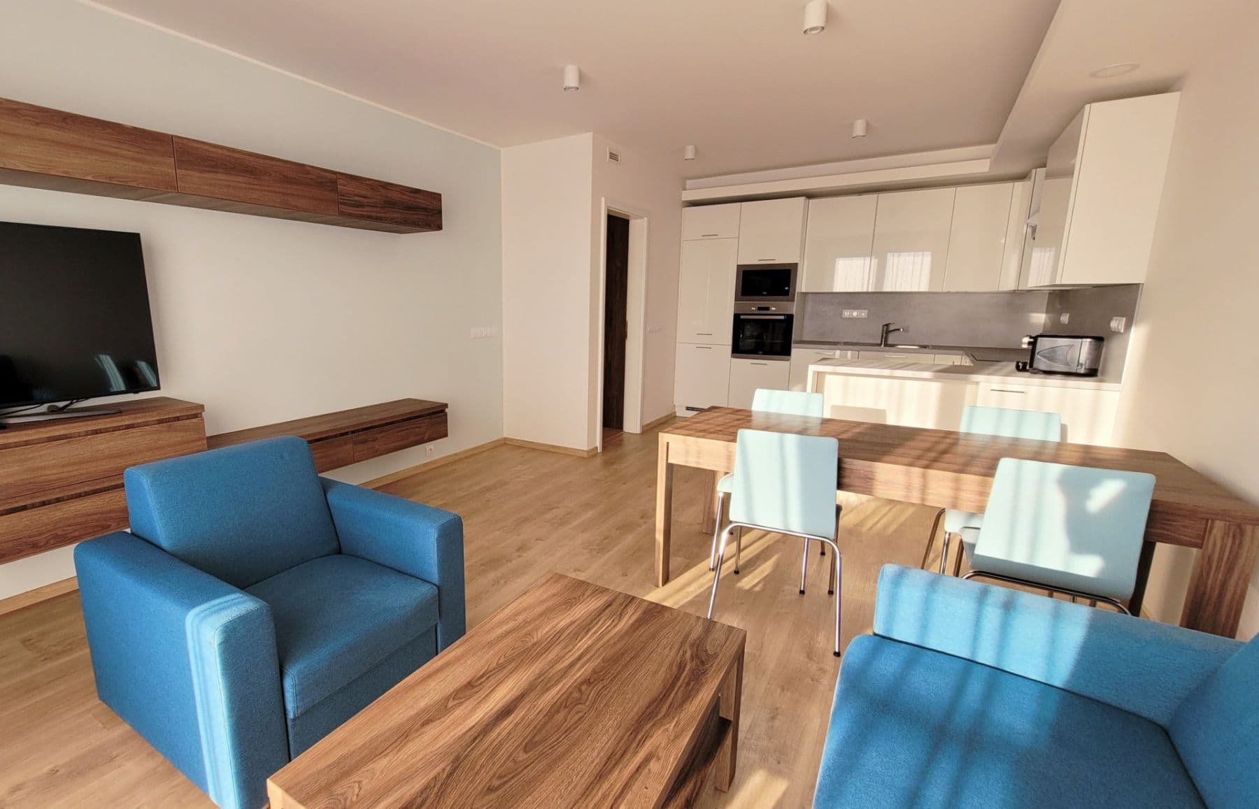 2 bedroom with open-plan kitchen flat to rent, 84 m², Mukařovského, Prague, Prague 2 bedroom with open-plan kitchen flat to rent, 84 m², Mukařovského, Prague, Prague