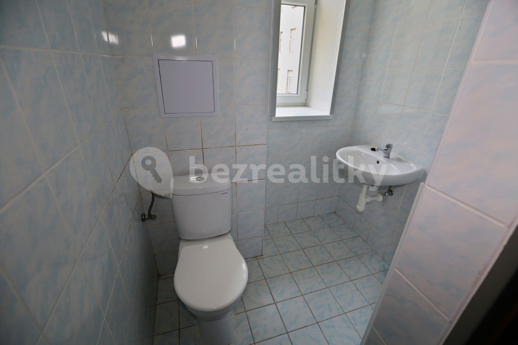 Studio flat to rent, 31 m², Anenské náměstí, Jablonec nad Nisou, Liberecký Region Studio flat to rent, 31 m², Anenské náměstí, Jablonec nad Nisou, Liberecký Region