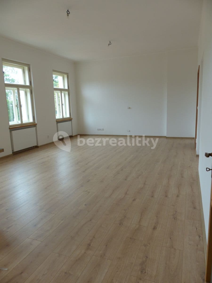 1 bedroom with open-plan kitchen flat to rent, 75 m², Ondřejská, Karlovy Vary, Karlovarský Region 1 bedroom with open-plan kitchen flat to rent, 75 m², Ondřejská, Karlovy Vary, Karlovarský Region