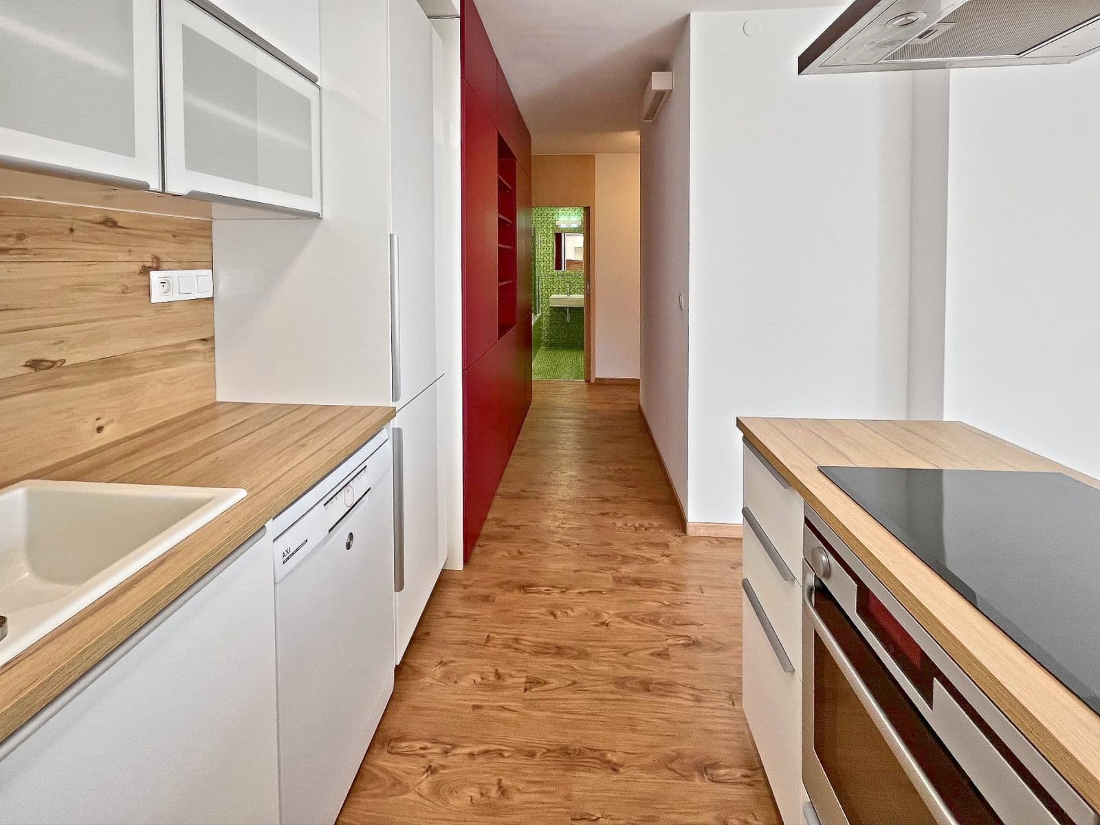 2 bedroom with open-plan kitchen flat to rent, 64 m², Jurkovičova, Prague, Prague 2 bedroom with open-plan kitchen flat to rent, 64 m², Jurkovičova, Prague, Prague