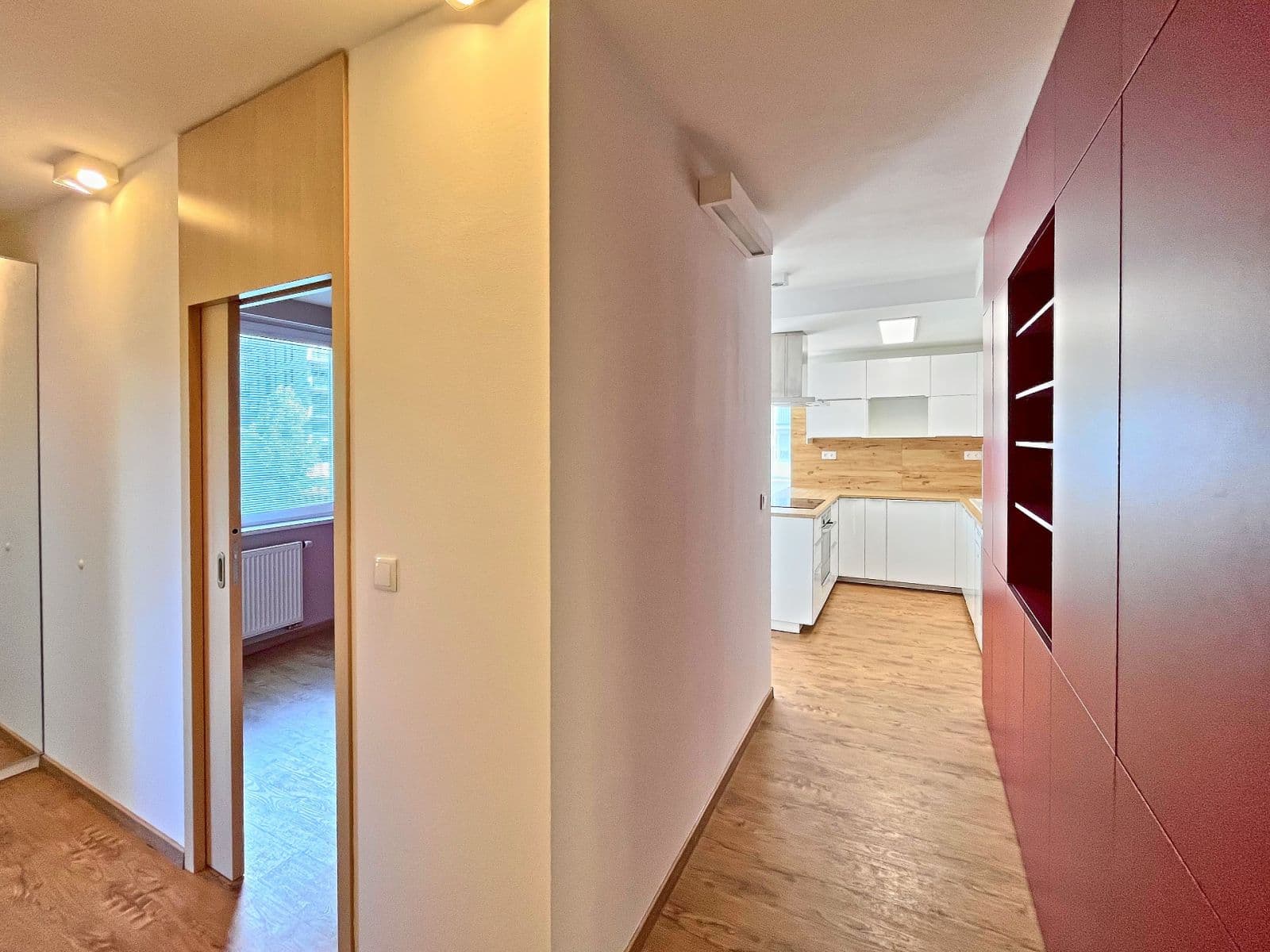 2 bedroom with open-plan kitchen flat to rent, 64 m², Jurkovičova, Prague, Prague 2 bedroom with open-plan kitchen flat to rent, 64 m², Jurkovičova, Prague, Prague