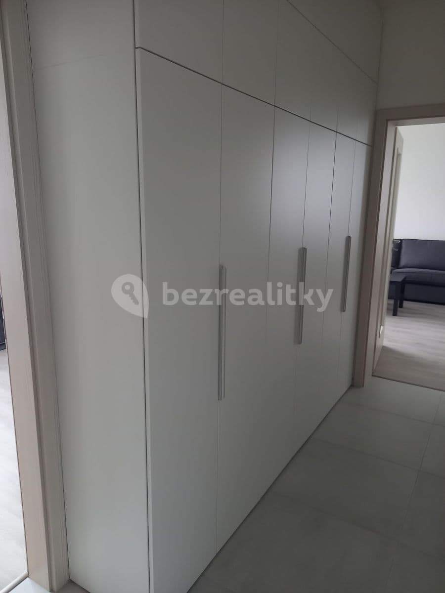 2 bedroom with open-plan kitchen flat to rent, 76 m², Šífařská, Prague, Prague 2 bedroom with open-plan kitchen flat to rent, 76 m², Šífařská, Prague, Prague