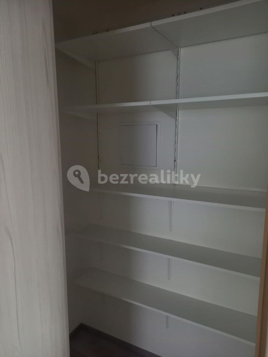 2 bedroom with open-plan kitchen flat to rent, 76 m², Šífařská, Prague, Prague 2 bedroom with open-plan kitchen flat to rent, 76 m², Šífařská, Prague, Prague