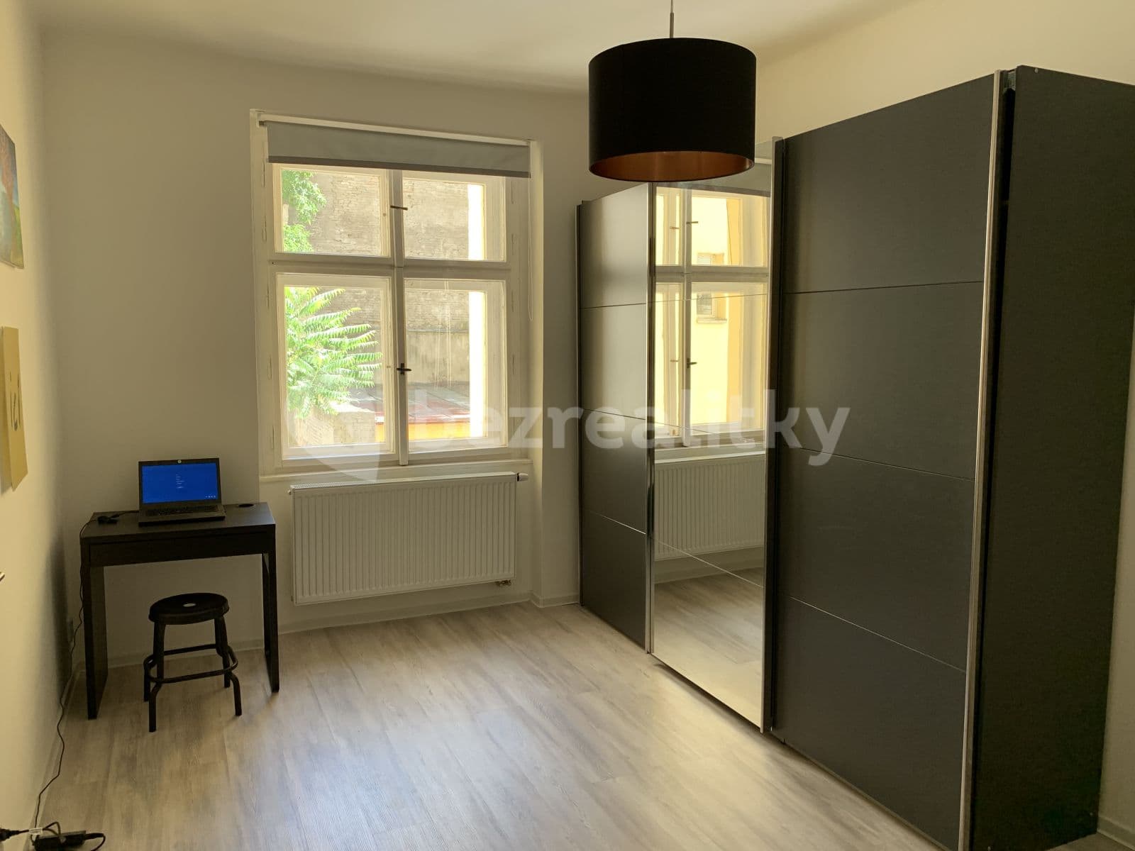 1 bedroom with open-plan kitchen flat to rent, 49 m², Bořivojova, Prague, Prague 1 bedroom with open-plan kitchen flat to rent, 49 m², Bořivojova, Prague, Prague