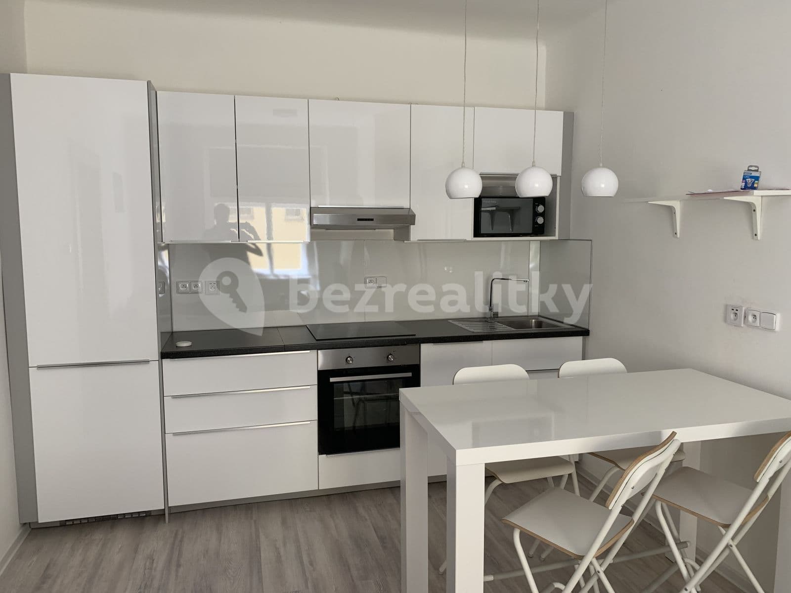 1 bedroom with open-plan kitchen flat to rent, 49 m², Bořivojova, Prague, Prague 1 bedroom with open-plan kitchen flat to rent, 49 m², Bořivojova, Prague, Prague
