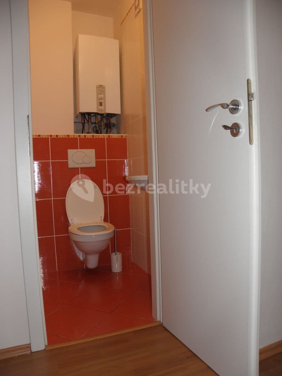 3 bedroom with open-plan kitchen flat to rent, 97 m², Řehořova, Brno, Jihomoravský Region 3 bedroom with open-plan kitchen flat to rent, 97 m², Řehořova, Brno, Jihomoravský Region