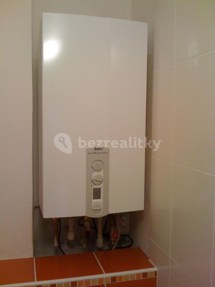 3 bedroom with open-plan kitchen flat to rent, 97 m², Řehořova, Brno, Jihomoravský Region 3 bedroom with open-plan kitchen flat to rent, 97 m², Řehořova, Brno, Jihomoravský Region