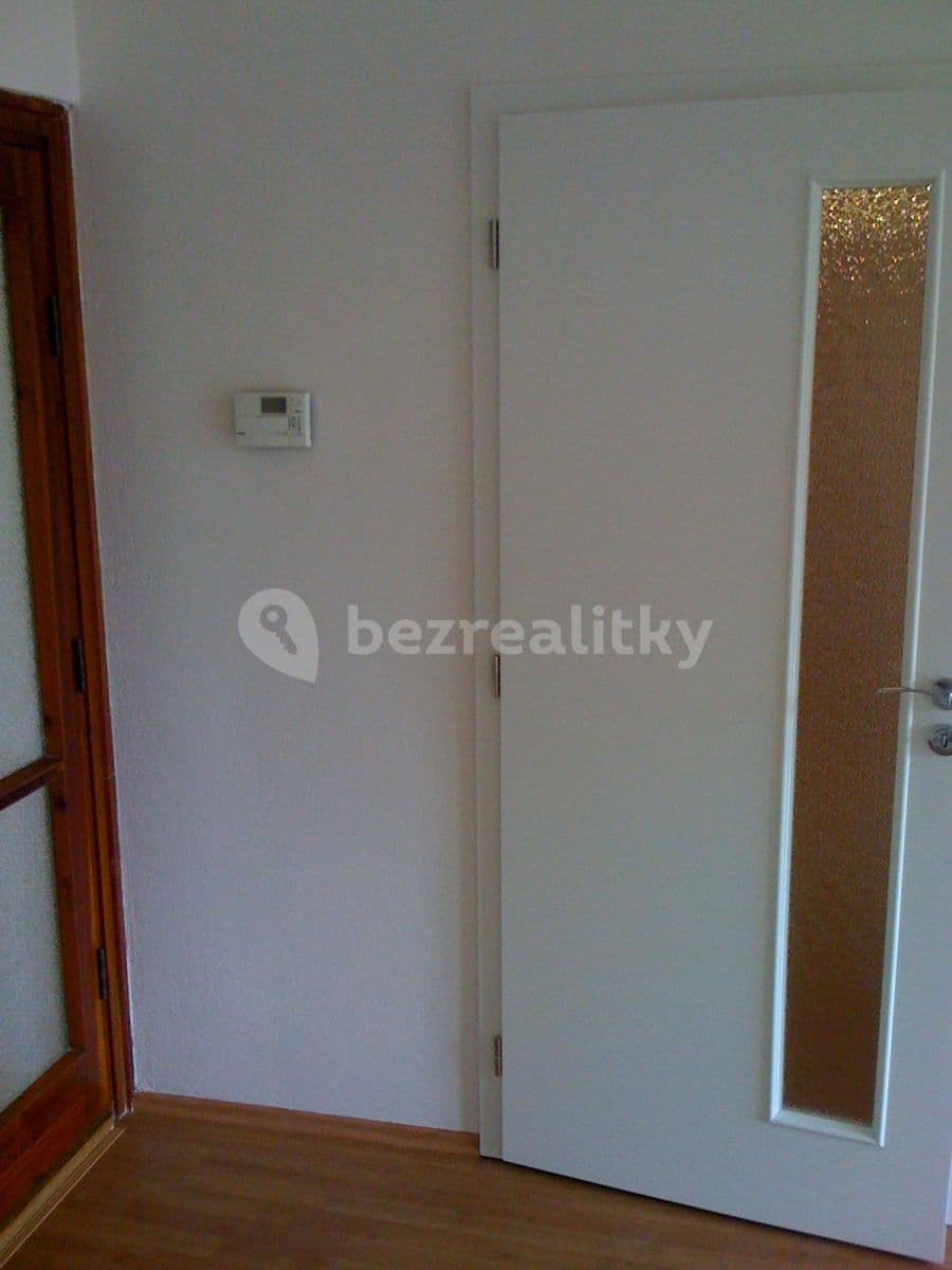 3 bedroom with open-plan kitchen flat to rent, 97 m², Řehořova, Brno, Jihomoravský Region 3 bedroom with open-plan kitchen flat to rent, 97 m², Řehořova, Brno, Jihomoravský Region