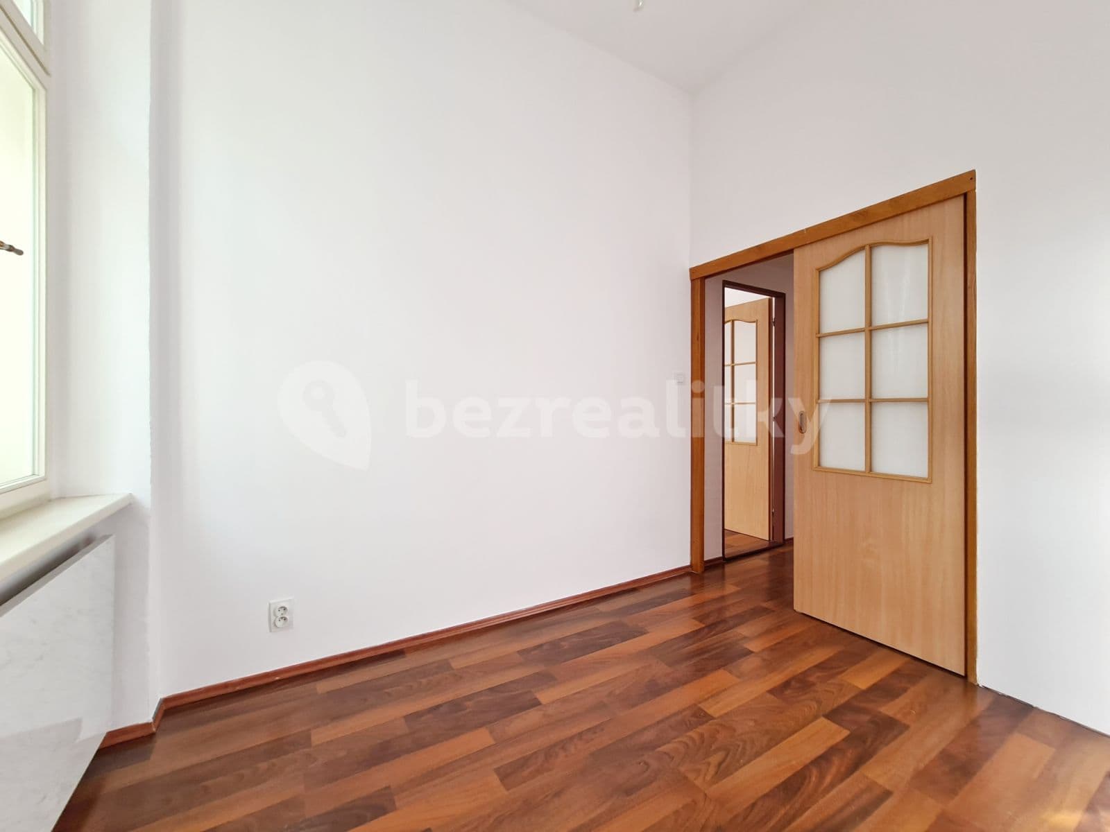 2 bedroom with open-plan kitchen flat to rent, 53 m², Hartigova, Prague, Prague 2 bedroom with open-plan kitchen flat to rent, 53 m², Hartigova, Prague, Prague