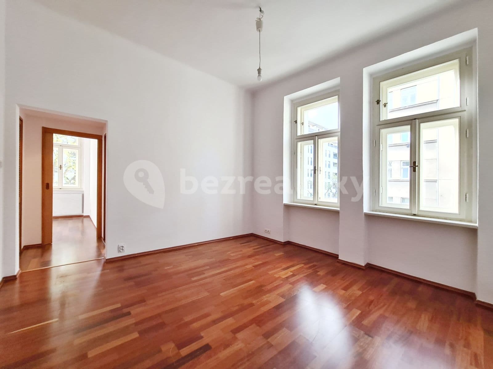 2 bedroom with open-plan kitchen flat to rent, 53 m², Hartigova, Prague, Prague 2 bedroom with open-plan kitchen flat to rent, 53 m², Hartigova, Prague, Prague