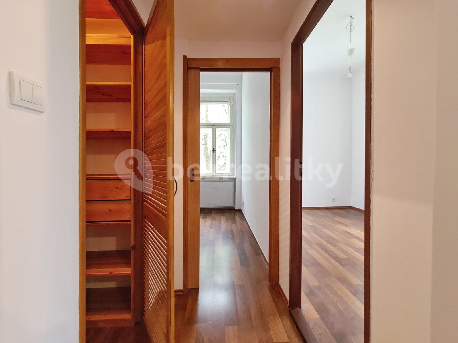 2 bedroom with open-plan kitchen flat to rent, 53 m², Hartigova, Prague, Prague 2 bedroom with open-plan kitchen flat to rent, 53 m², Hartigova, Prague, Prague