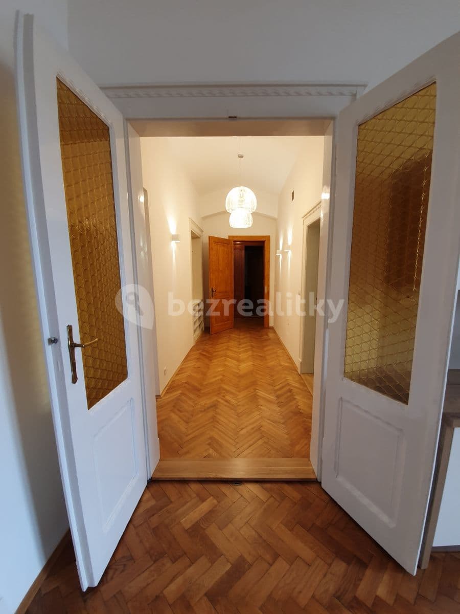 2 bedroom with open-plan kitchen flat to rent, 72 m², Ostrovského, Prague, Prague 2 bedroom with open-plan kitchen flat to rent, 72 m², Ostrovského, Prague, Prague