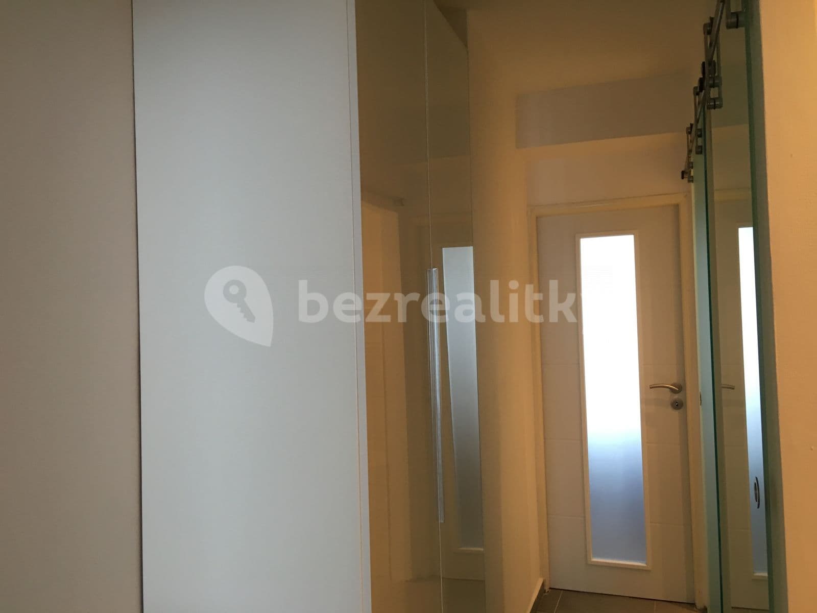 3 bedroom flat to rent, 78 m², náměstí Sítná, Kladno, Středočeský Region 3 bedroom flat to rent, 78 m², náměstí Sítná, Kladno, Středočeský Region