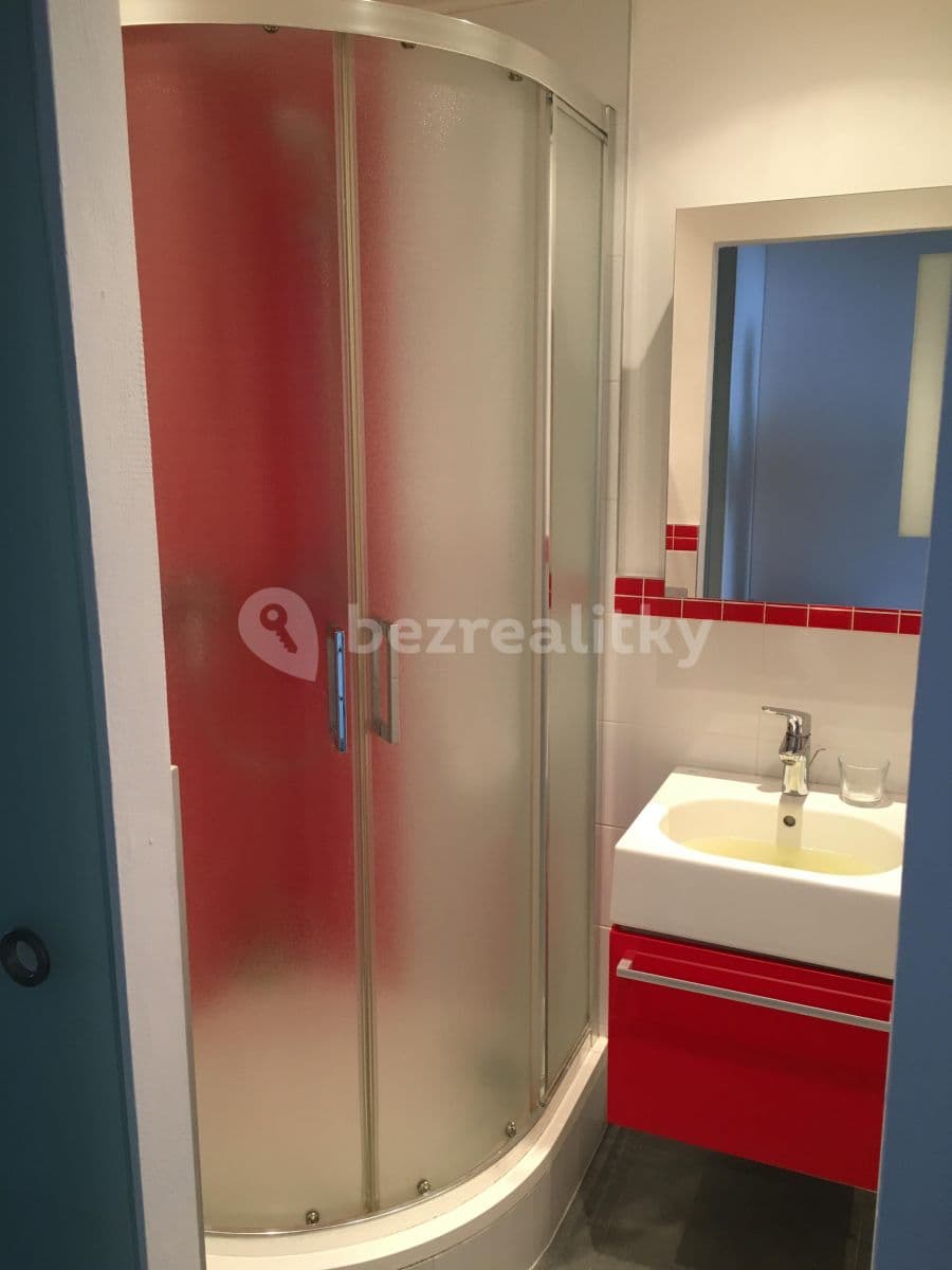 3 bedroom flat to rent, 78 m², náměstí Sítná, Kladno, Středočeský Region 3 bedroom flat to rent, 78 m², náměstí Sítná, Kladno, Středočeský Region