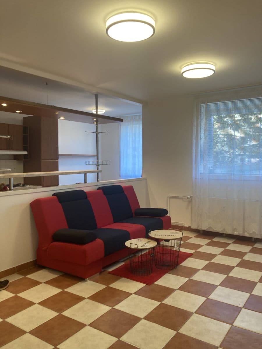 3 bedroom flat to rent, 78 m², náměstí Sítná, Kladno, Středočeský Region 3 bedroom flat to rent, 78 m², náměstí Sítná, Kladno, Středočeský Region