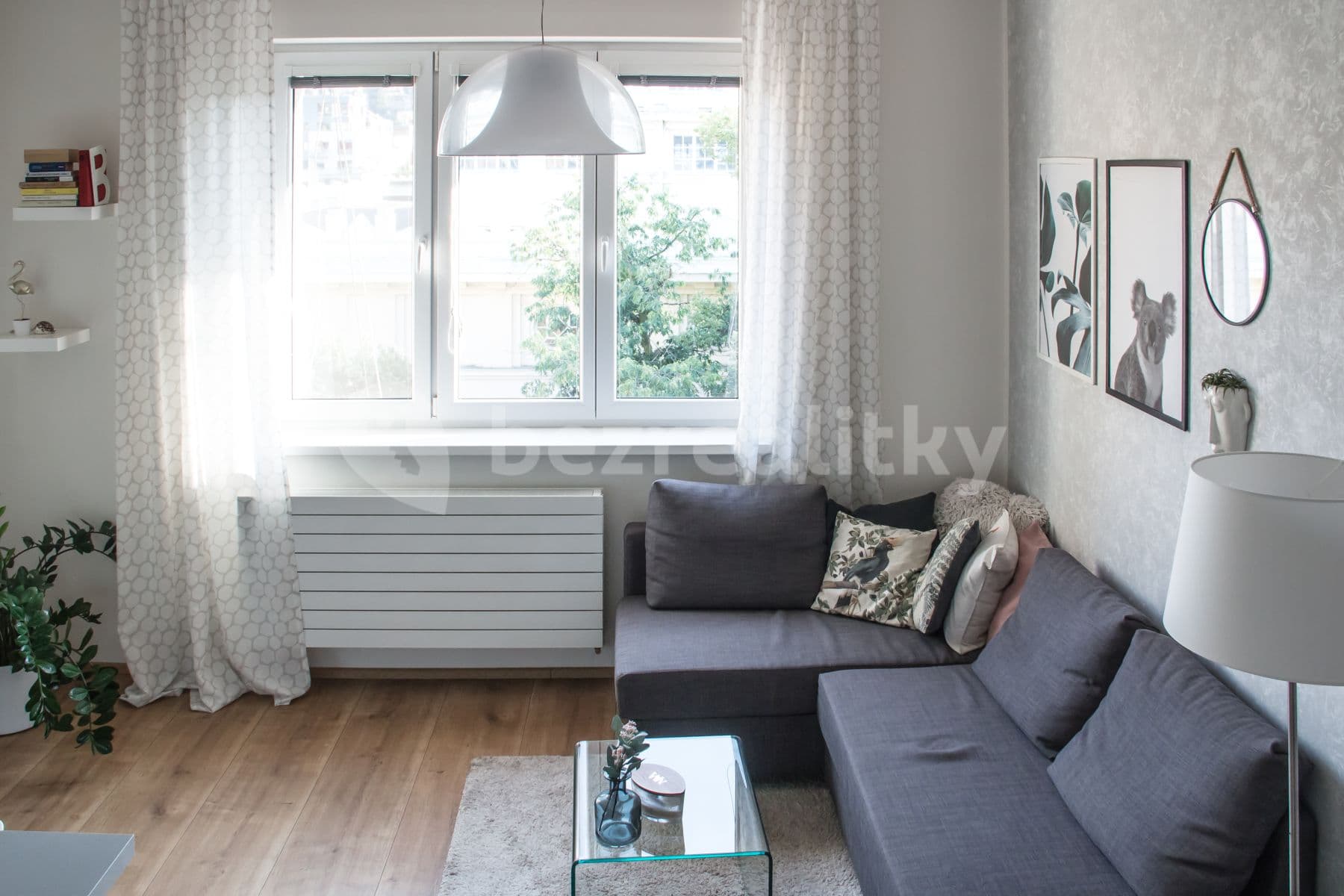 1 bedroom with open-plan kitchen flat to rent, 50 m², Vodárenská, Prague, Prague 1 bedroom with open-plan kitchen flat to rent, 50 m², Vodárenská, Prague, Prague